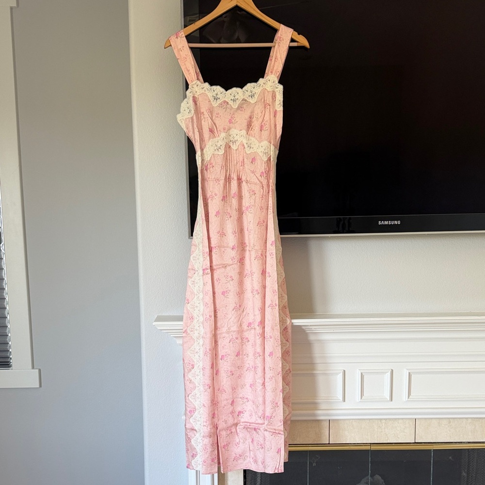 Spell Fleur Slip Dress in pink with lace detail. Worn once perfect condition - Picture 5 of 10